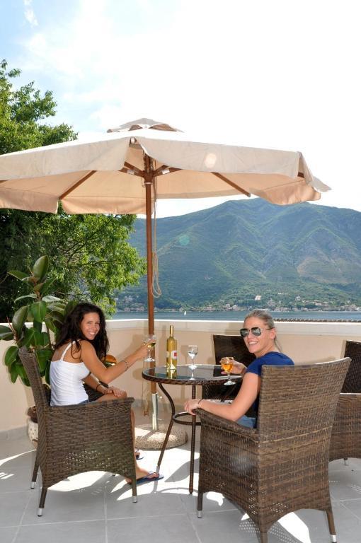 Apartments Ivardic Kotor Bilik gambar
